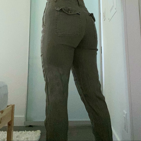 American Eagle Pants - Army Green - Picture 2 of 9